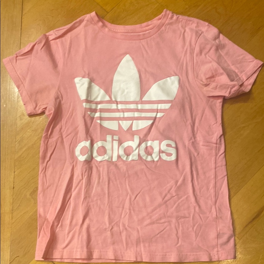 Adidas girls Tee in Soft Pink with White Logo